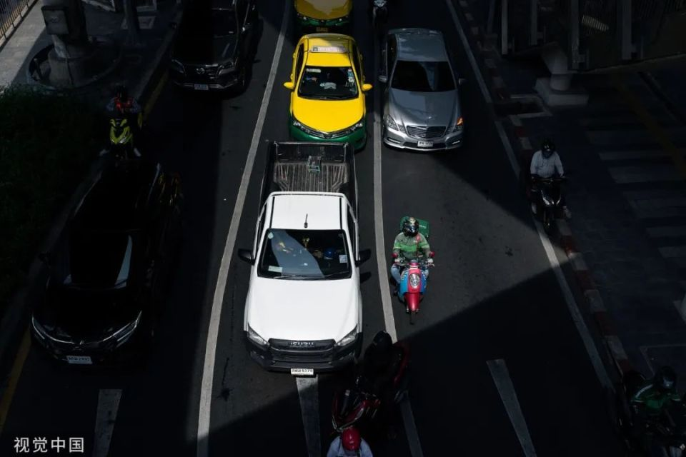 泰國新能源車銷量同比大幅提升,但新能源汽車在整體汽車市場的滲透率才剛剛達(dá)到兩位數(shù)。 泰國新能源車銷量同比大幅提升,但新能源汽車在整體汽車市場的滲透率才剛剛達(dá)到兩位數(shù)。